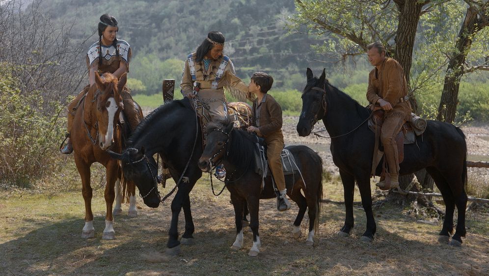 Winnetou und das Halbblut Apanatschi - Bildquelle: Foo